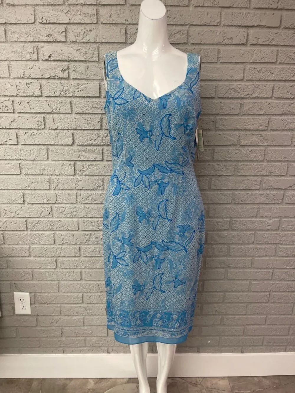 Kelly and Diane Women Blue Floral Sleeveless Sequin Beaded Dress Size 4 NWT